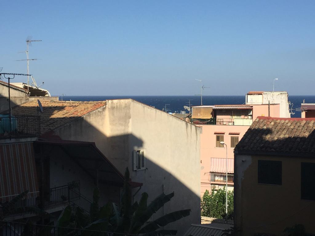 Baia Giardini Apartments ภายนอก รูปภาพ